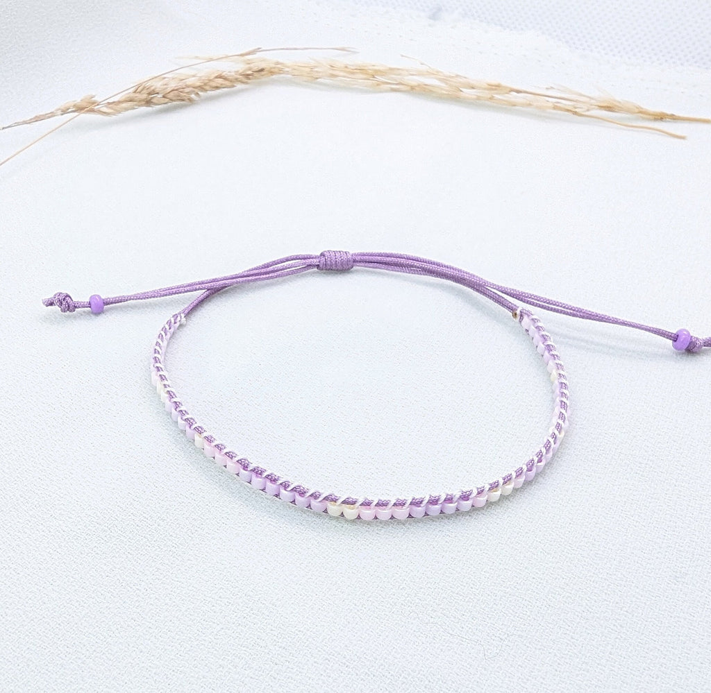 Handmade Surfer Bead Bracelet: Adjustable Macrame Friendship Jewelry