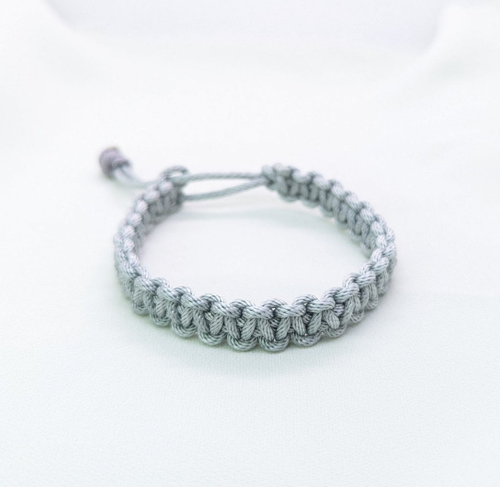 Adjustable Survival Paracord Bracelet: Handmade Unisex Sand Bracelet