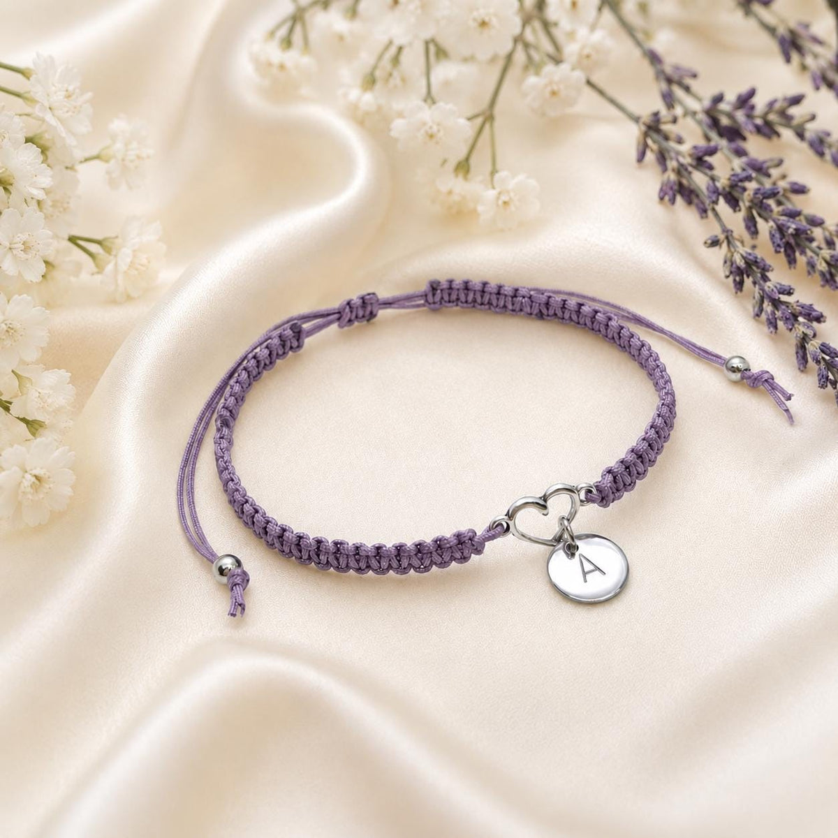 Handmade macrame heart bracelet